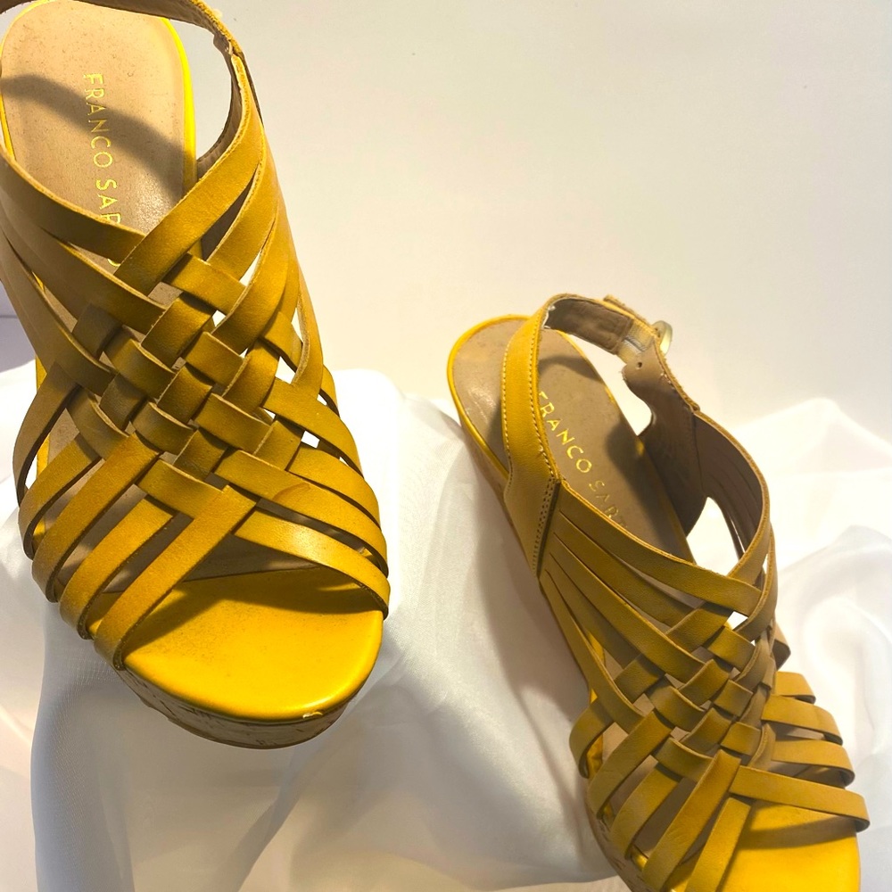 Yellow wedge sandal